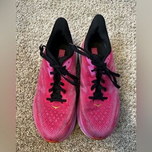Hoka Clifton 9 Pink and Black Athletic Shoes Women’s Size 8.5 B